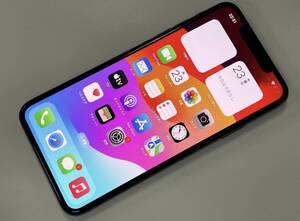 超美品　IPhone 11 Pro Max 64GB ミッドナイトグリーン SIMフリー 