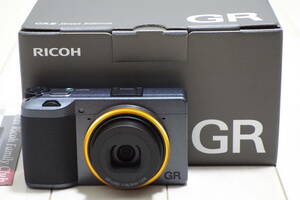 限定品 美品 GRⅢ Street Edition ストリートエディション 元箱・付属品あり GR3 (RICOH リコー) 高級 コンパクトデジタルカメラ