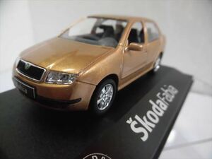 k 1/43 KADEN シュコダ ファビア セダン * 0578 Skoda FABIA スコダ * カデン ワゴン チェコ