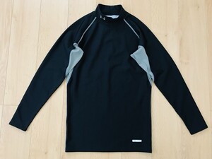 【美品】アンダーアーマー METAL＊裏起毛インナーシャツ＊黒×グレー＊XL