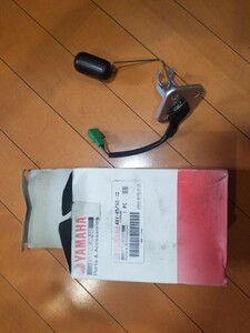 ヤマハ純正センダユニットAssy 品番4AV-85752-10　燃料ケージ