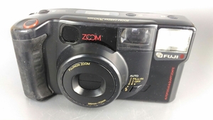 □FUJI ZOOM CARDIA 700 DATE フィルムカメラ 撮影 趣味 小物 Camera □122