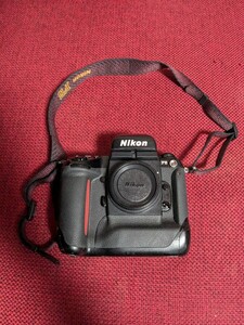 [整備済み、作例あり］NikonニコンF5 　フィルムカメラ AE AF