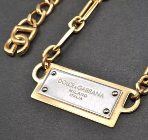 Dolce & Gabbana ドルチェアンドガッパーナ ロゴプレート ネックレス ゴールド 金 シルバー 銀 49.0g 正規品 310330