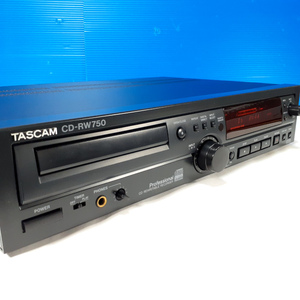 TASCAM CD-RW750 プロフェッショナル CDレコーダー【ジャンク】