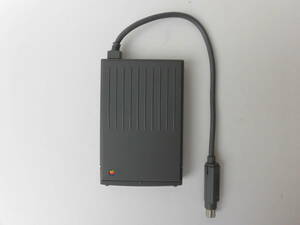 Macintosh HDI-20 External 1.4MB Floppy Disk Drive 