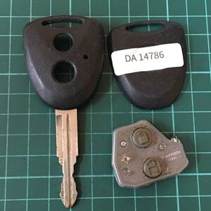 DA14786 ランプ点灯無し ダイハツ 純正 キーレス ムーヴ タント ミラ ミライース ミラココア ブーン スバル ステラ等 黒ボタン 2ボタン