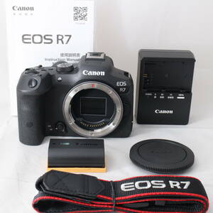 ☆新品級・ショット数1000☆ Canon キヤノン EOS R7 ボディ #2208