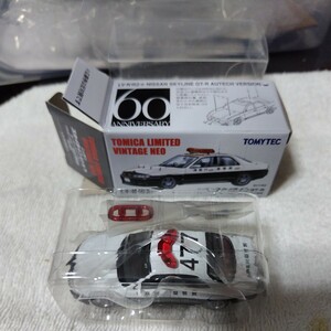 1円スタート　1/64 トミカリミテッドヴィンテージネオ　日産スカイライン　GT‐R オーテックバージョンパトロールカー　神奈川県警　98年式