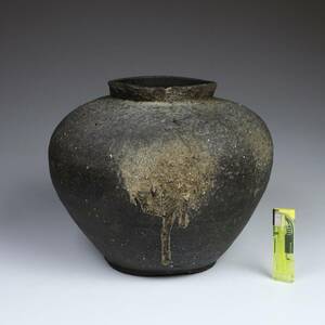 ■須恵器薬壺　奈良時代　正倉院薬壺と類似　有蓋短頸壺