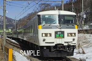 185系「草津」旧川原湯温泉駅【鉄道写真18504】KGサイズ☆