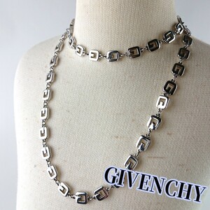 GIVENCHY ジバンシィ ネックレス