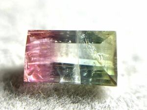 ウォーターメロントルマリン　0.73ct 7x4.2mm バゲット天然　非加熱　アフリカ★100円スタート★