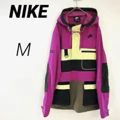 NIKE(ナイキ) アノラックパーカー　マウンテンパーカー　美品