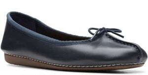 送料無料 Clarks 26.5cm フラット バレエ ネイビー ブルー レザー 革 ローファー フォーマル スニーカー フラット パンプス ブーツ P50