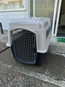 ペットキャリーケース 中型犬 ペット用 中古　犬小屋　軽量送料込み