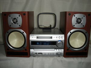 ONKYO　CD／MDアンプシステム　X-N7TX