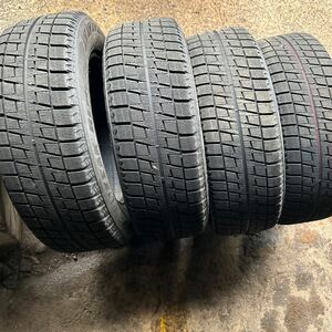 ブリヂストン　215/60R17 4本セット　バリ山