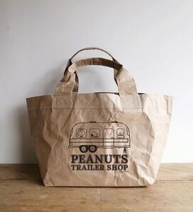 即完売品　 SNOOPY PAPER TOTE BAG　PEANUTS TRAILER SHOP