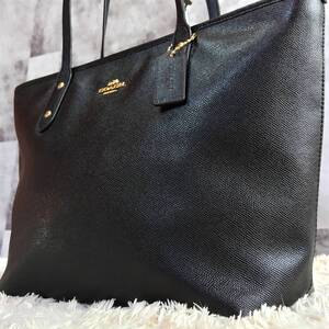 美品/A4可 COACH コーチ トートバッグ シティ 肩掛け 自立 メンズ ビジネス ブラック 黒色 レザー 本革 チャーム ロゴ金具 サフィアーノ