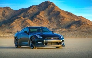 日産 GT-R R35 中期型 2014年 ブラック ニッサン 絵画風 壁紙ポスター 特大ワイド版921×576mm（はがせるシール式）025W1