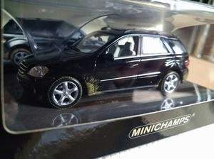 PMA 1/43 Mercedes Benz ベンツ Mクラス 2005 (ブラック)