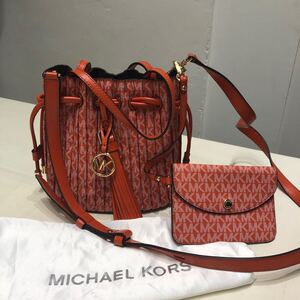 MICHAEL KORS マイケルコース ロゴ総柄 巾着　2way バッグ ショルダーバッグ ハンドバッグ レザー ゴールド金具 カードケース付き オレンジ