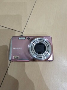 中古　FUJIFILM ピンク FinePix F70 EXR 富士フイルム ファインピクス