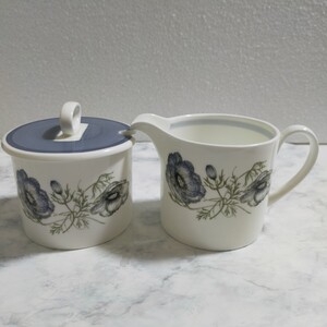 WEDGWOOD スージークーパーグレンミスト シュガーポット 蓋付き ・WEDGWOODグレンミストミルクピッチャー 英国製 (ay)