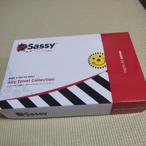 Sassy（サッシー）　新品　ハンドタオル2枚　ブルーアンドイエロー