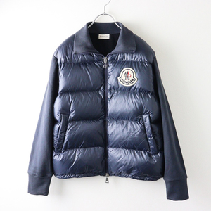 JPタグ 2023年 モンクレール MONCLER MAGLIA APERTA CON ZIP デカワッペン 切替 ダウンジャケット S//ネイビー【2400014207606】