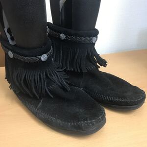 MINNETONKA ムートンブーツ アグムートンブーツ