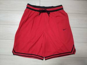 ★新品　ナイキ　NIKE　バスケットボール　ショートパンツ　★DRI-FIT使用　★赤色　★黒ライン　★Lサイズ