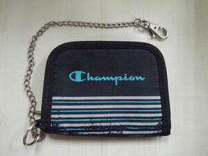 ( え-G1-974 )champion チャンピオン　二つ折り財布　ブラック　お札入れ　カード入れ　小銭入れ　中古