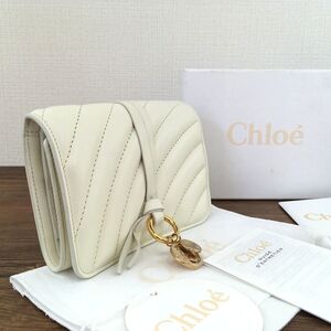 送料込み！ 未使用品 Chloe 三つ折り財布 CHC18AP943A04119 ホワイト 箱付き 228