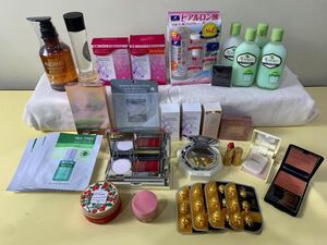 ◇#273 メイク用品 など まとめ　ESTEE LAUDER　エリクシール など　チーク　口紅　保湿化粧水　ボディーソープ など◇T