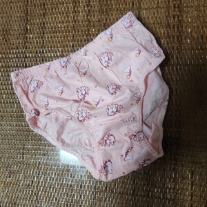 レトロ感あり、ロリ系、小学生、ミニスキャンティ(パンティ)(新品、未使用、Sサイズ、小さめ)ピンクオレンジ系、全体に馬さんプリント