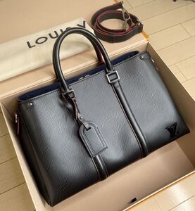 Louis Vuitton Sufuro NV MM Epi ハンドバッグ