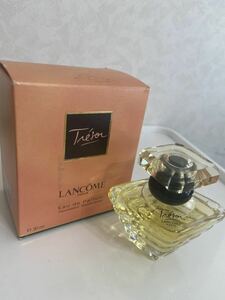 ランコム 香水 トレゾア Tresor オードゥパルファン EDP スプレー　満タンに近いお品物　残量たっぷり30ml LANCOME 定形外発送は300円