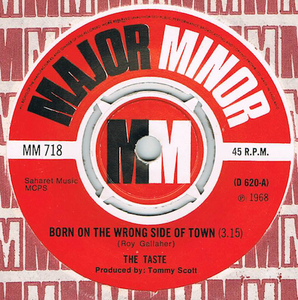 ●THE TASTE / BORN ON THE WRONG SIDE OF TOWN / BLISTER ON THE MOON [UK 45 7inch シングル サイケ フリークビート 新品同様 試聴]