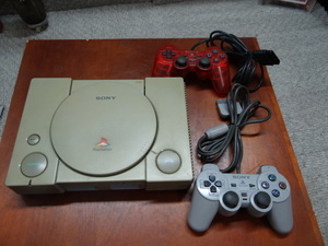 kh00159 中古品　SONY PS1 プレイステーション1 SCPH-9000 本体 *コントローラー 