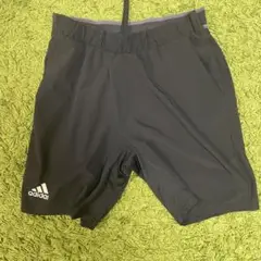 adidas ハーフパンツ　Lサイズ