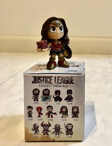 希少ワンダーウーマン　JUSTICE LEAGUEフィギア FUNKO