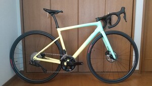 希少カラー スペシャライズド SPECIALIZED TARMAC SL6 SPORT 105 DI2 52CM