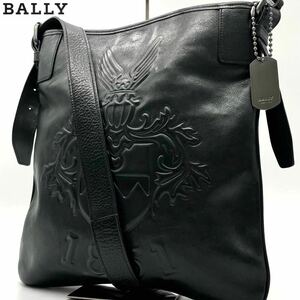 極美品●BALLY バリー オールレザー ショルダーバッグ 斜め掛け サコッシュ シボ革 メンズ ビジネス ロゴチャーム エンボス 凸凹 3Dロゴ 黒