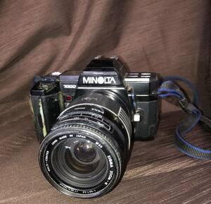 【動作・通電未確認　ジャンク品　現状販売品】　ミノルタ　MINOLTA7000 カメラ