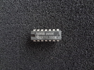 テキサス製　SN74LS00N(Quad 2-Input NAND Gate) 1個