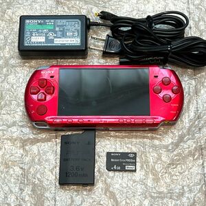 〈動作確認済み・最終型〉PSP-3000 本体 ラディアントレッド＋充電器 ＋メモリースティック 4GB PlayStation Portable 薄型
