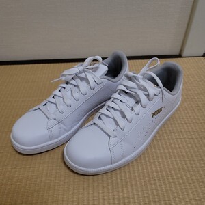 プーマ　PUMA　スニーカー　ホワイト　25㎝　UK6