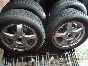 バリ溝 TOPRUN 14x5.5J アイスパートナー2 175/65R14 2018年製 4本 アクア ヴィッツ bB パッソ ブーン フィット デミオ マーチ ノート